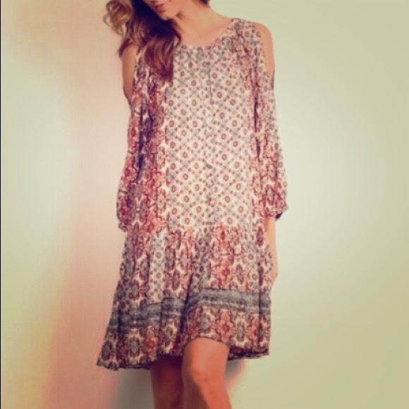 Mystree Dresses & Skirts - New Mystree Boho Cold Shoulder Dress